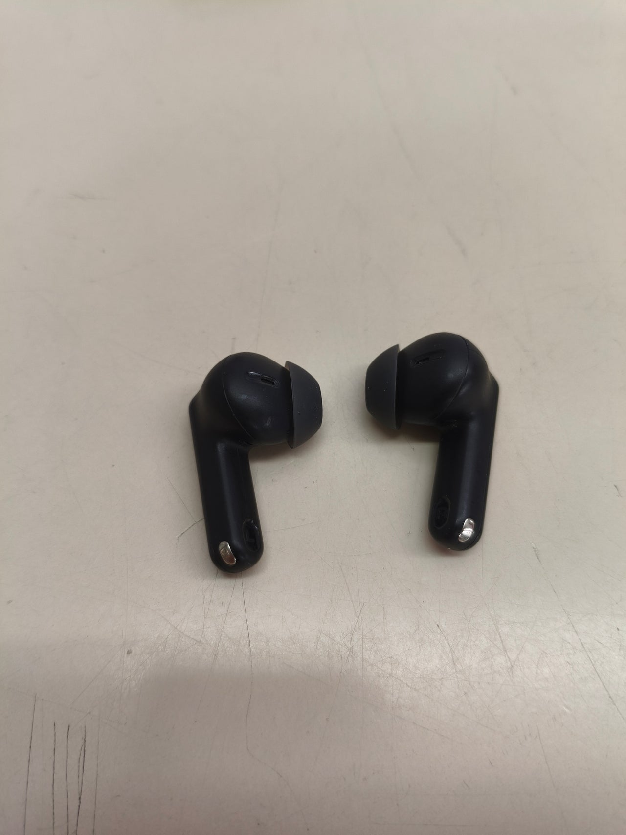 Auriculares inalámbricos JBL Tune Flex 2 con cancelación de ruido.
