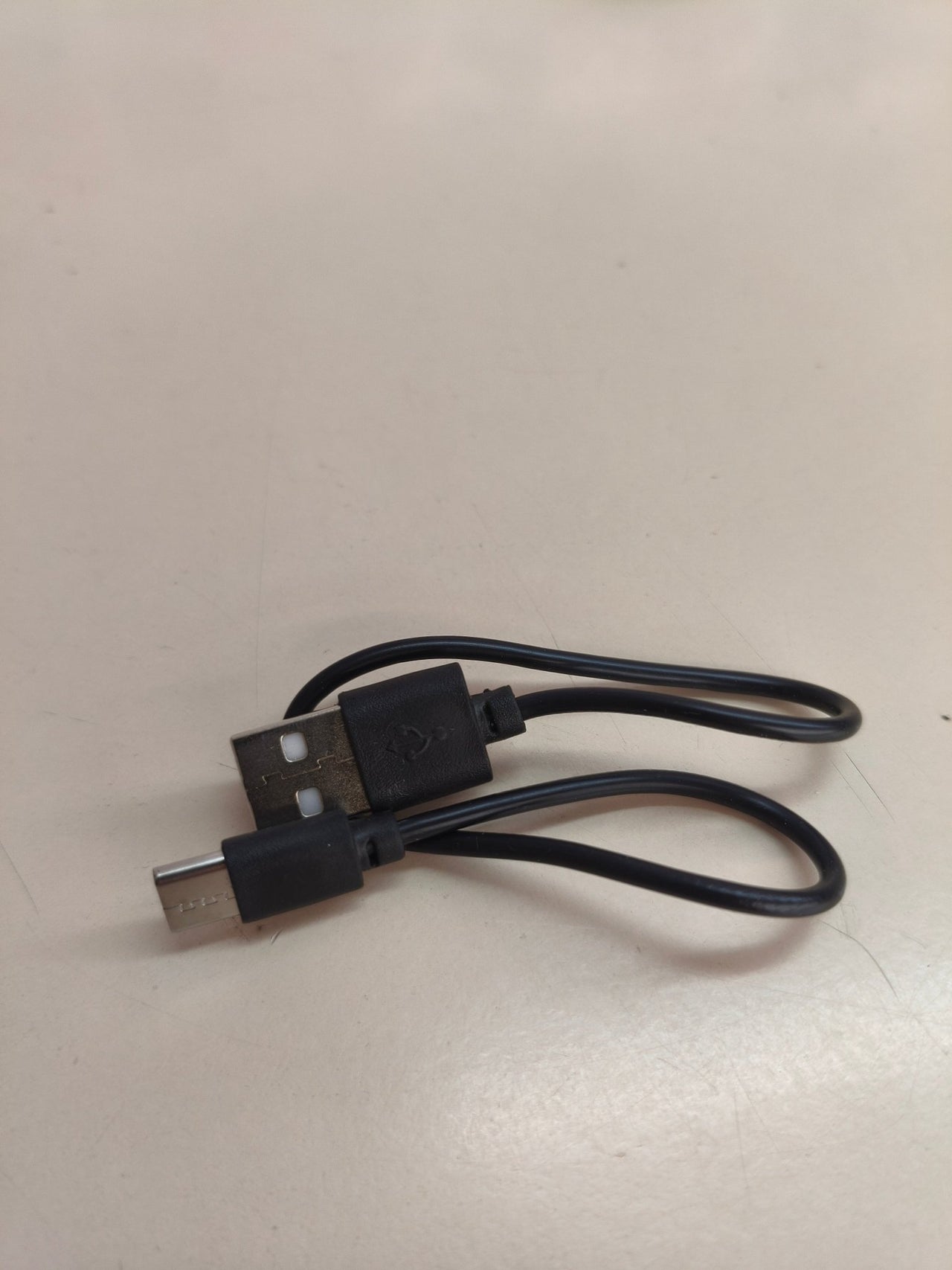 Auriculares Motorola Moto Buds+
