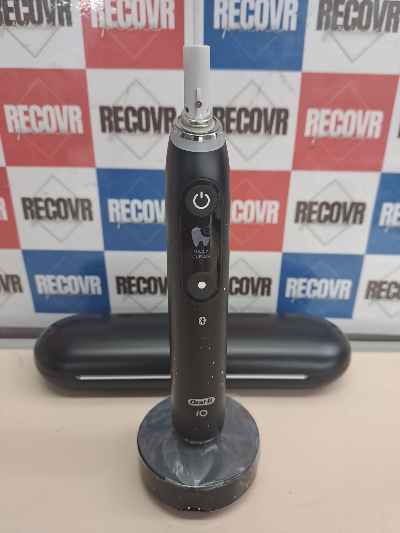 Cepillo eléctrico premium con app y estuche Oral-B iO 10