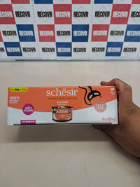 Comida húmeda completa para gatos con salmón en caldo (6 latas de 85 g).