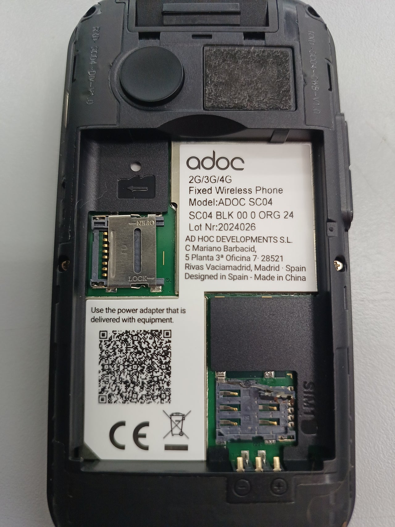 Teléfono Móvil ADOC SC04 4G Tapa con WhatsApp