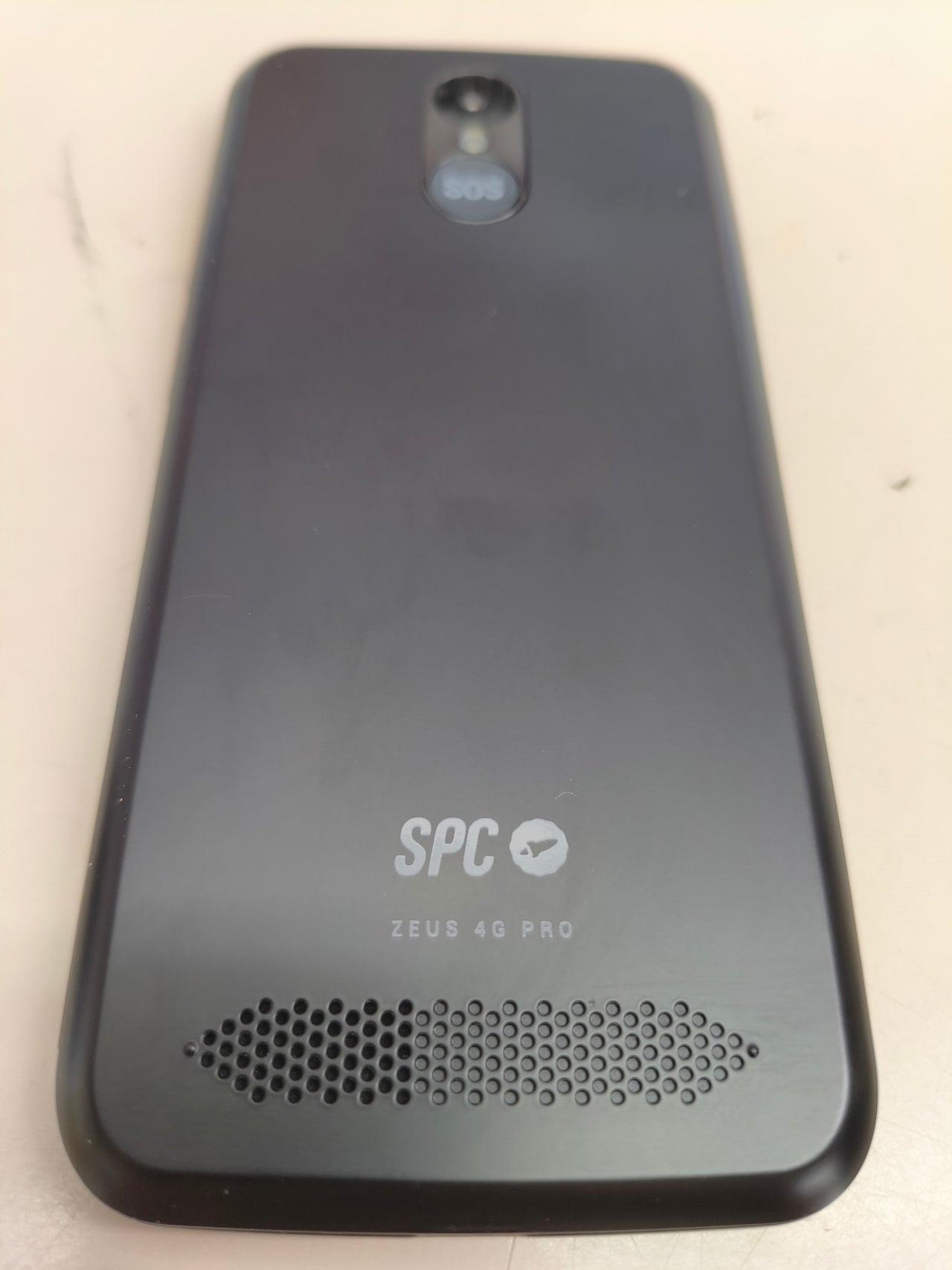 Móvil para mayores SPC Zeus 4G Pro 64GB con botón SOS y base de carga