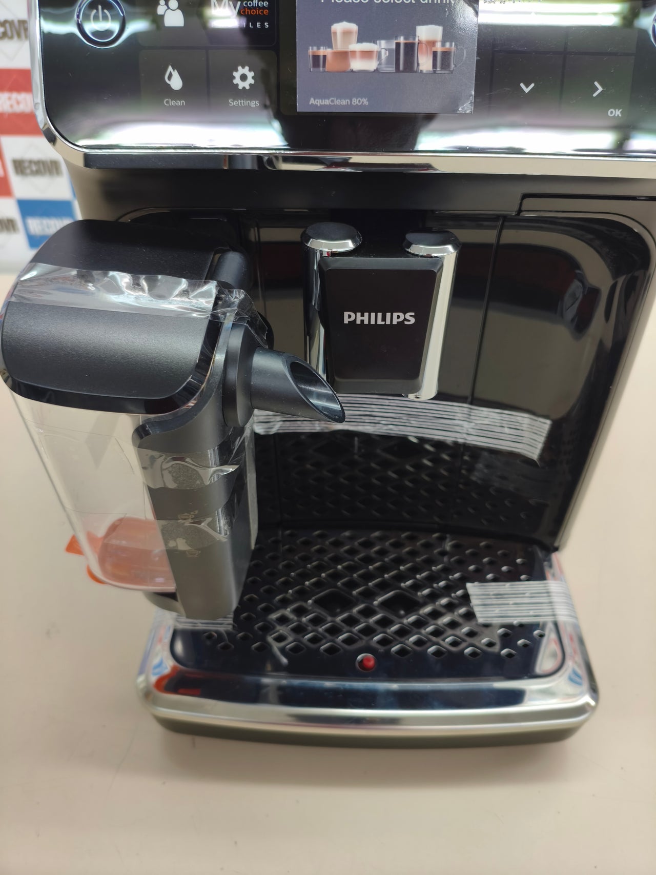 Cafetera superautomática Philips Serie 5400 LatteGo 12 cafés negra