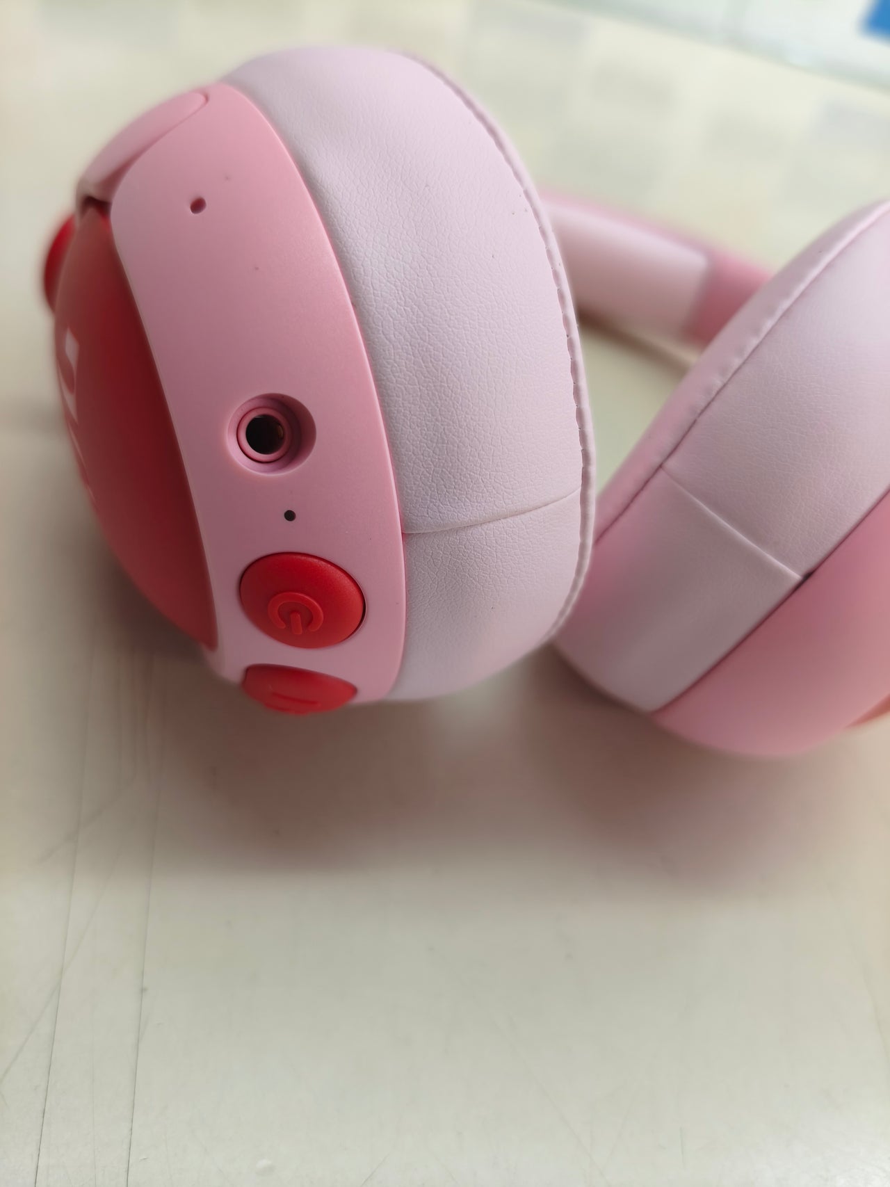JBL Junior 470NC, auriculares inalámbricos para niños, rosa