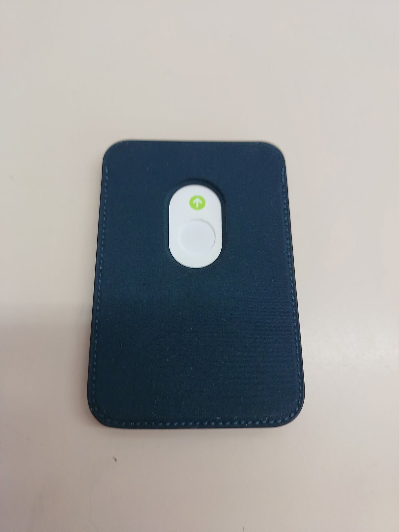 Cartera MagSafe trenzado fino verde Apple