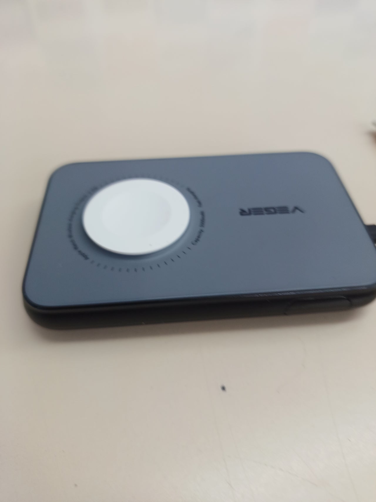 Powerbank 5000 mAh con cable integrado y PD 20W - VEGER