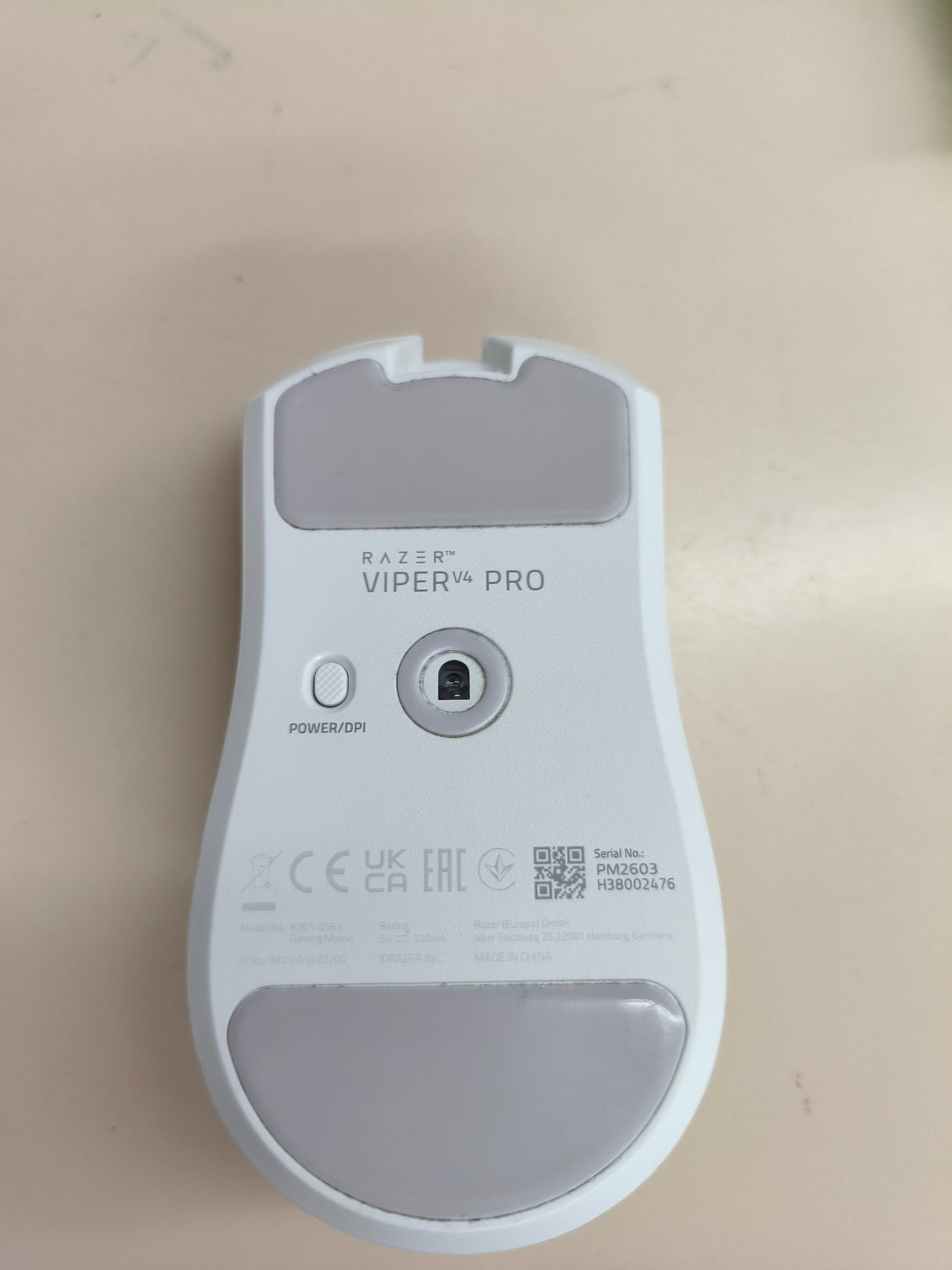Ratón gaming inalámbrico Razer Viper V4 Pro blanco