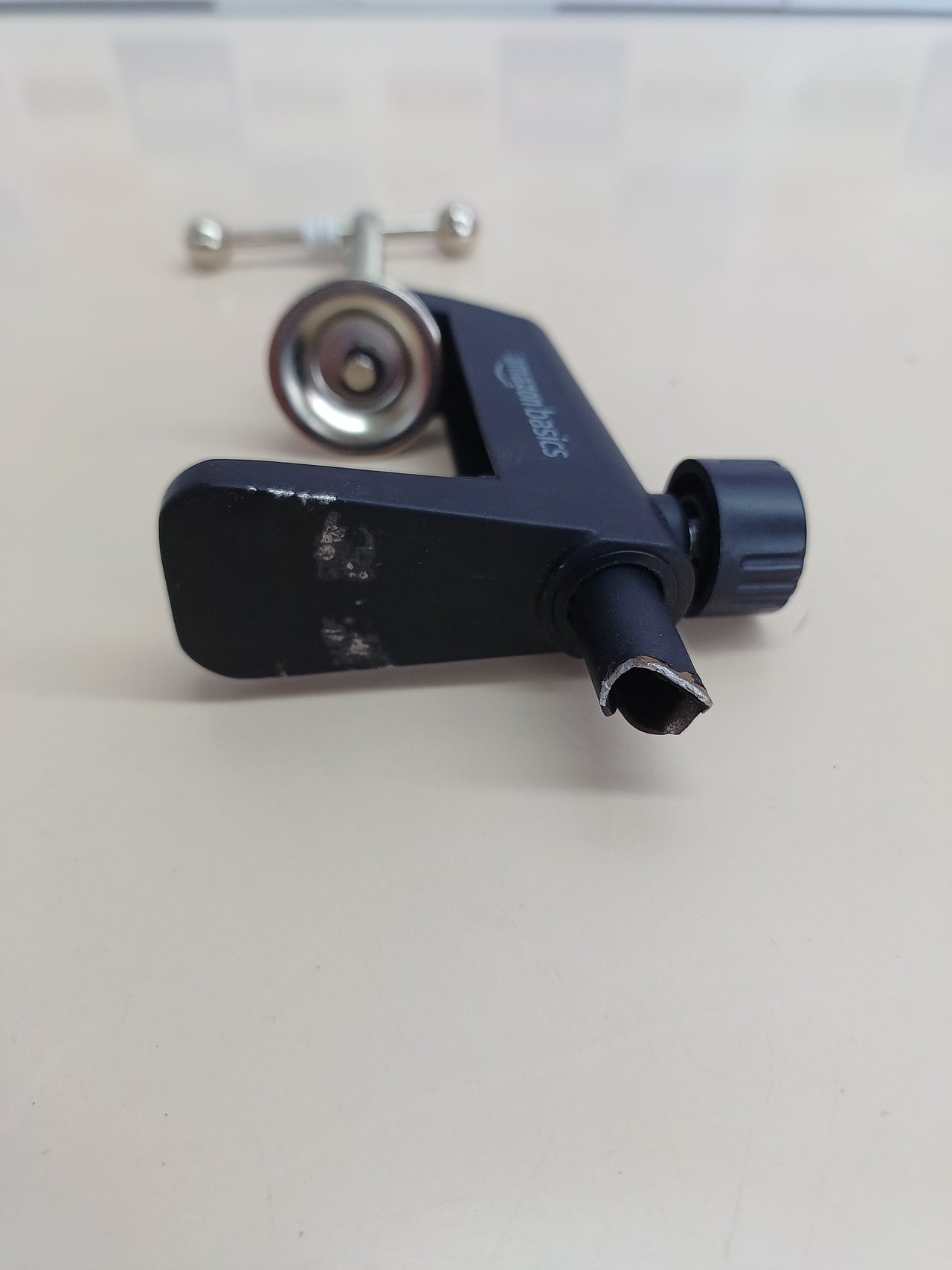 Brazo para Micrófono Amazon Basics Ajustable