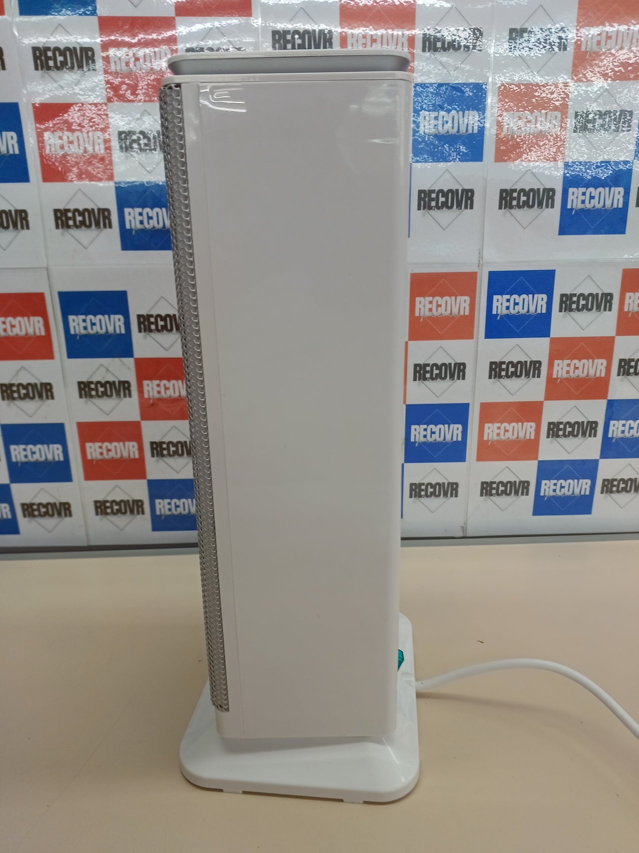 Calefactor cerámico 2000 W smart con oscilación y temporizador – Cecotec