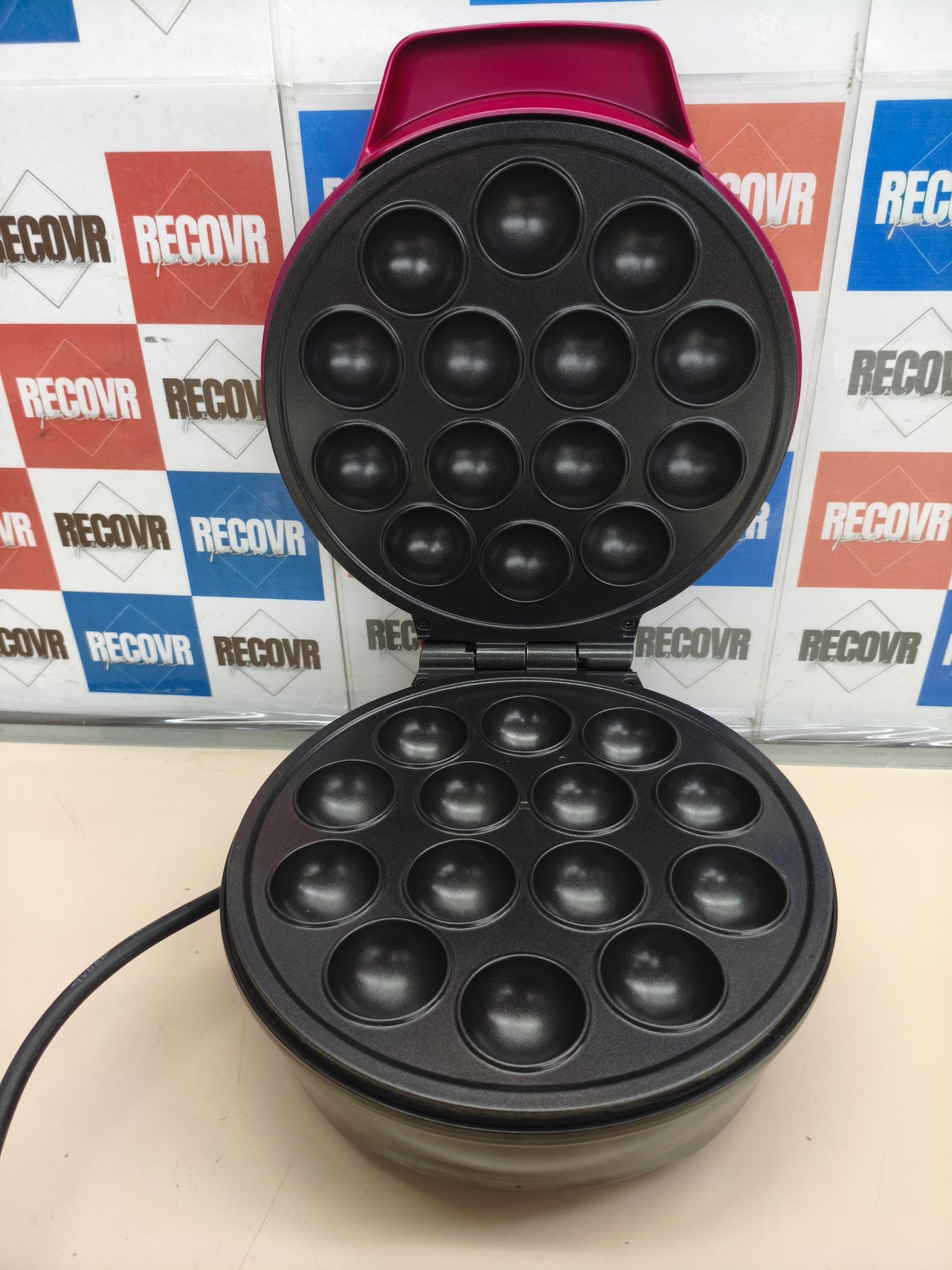 Máquina para cupcakes de 4 moldes antiadherentes