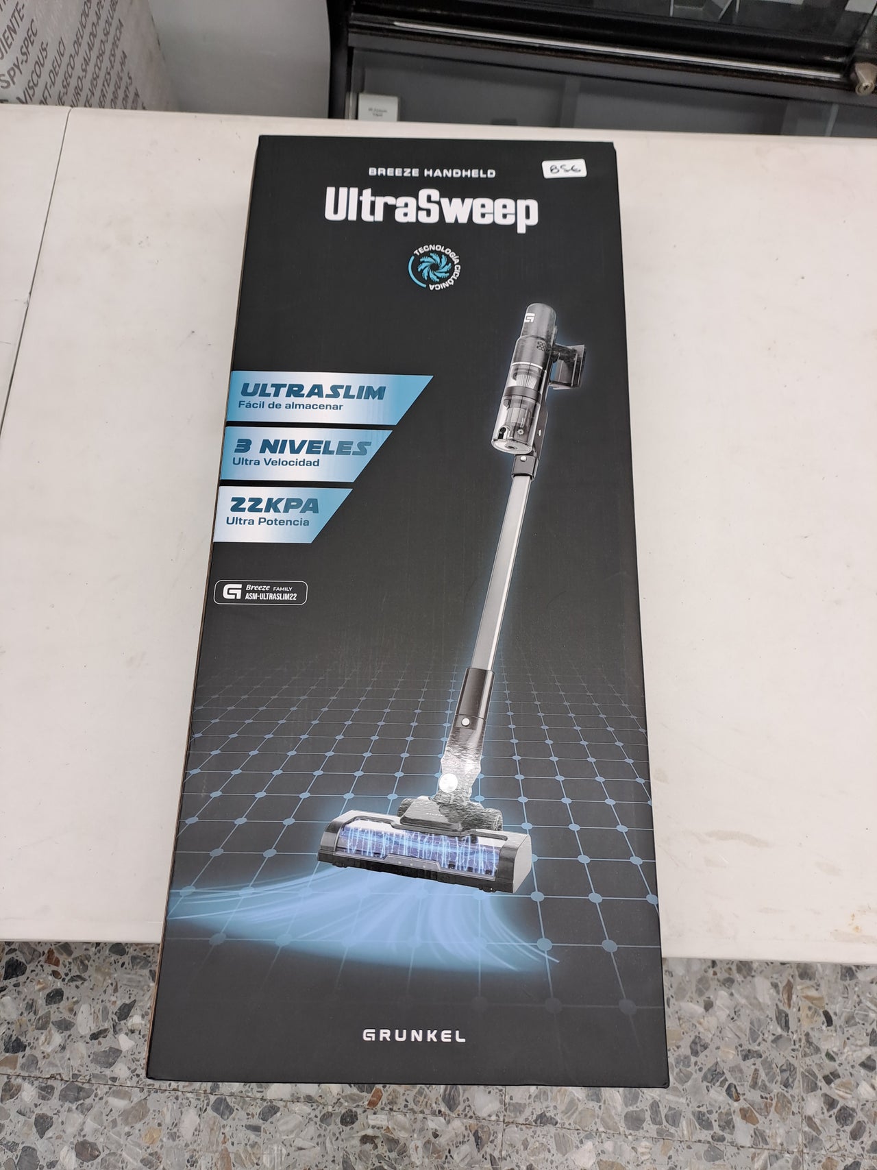 Aspirador UltraSweep ASM-ULTRASLIM22