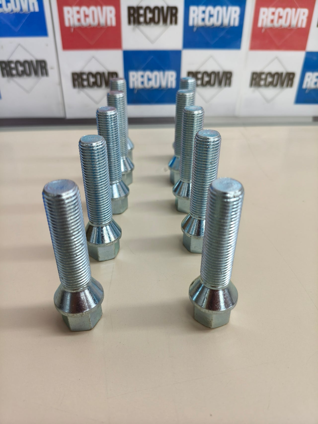 Separadores de rueda Simoni Racing 18 mm con tornillería incluida