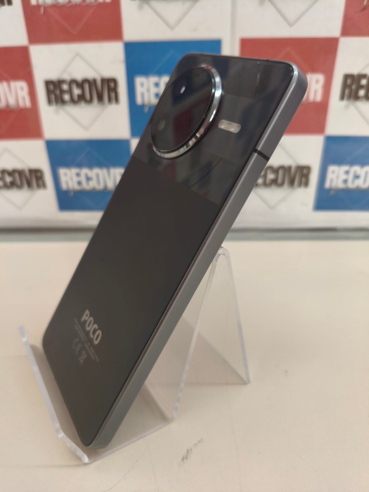 Xiaomi POCO F7 Pro, 12+256 GB, AMOLED 2K 120 Hz, Snapdragon 8 Gen 3, negro