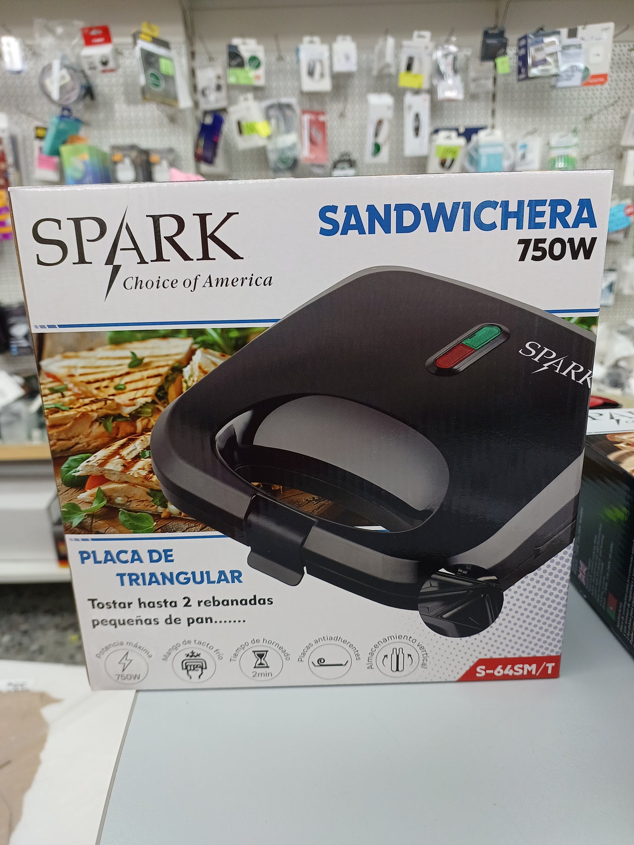Sandwichera 750W Triángulo Spark S-64SM/T