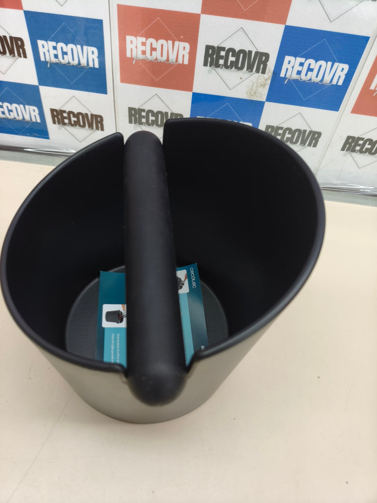 Cajón para posos de café con barra metálica extraíble