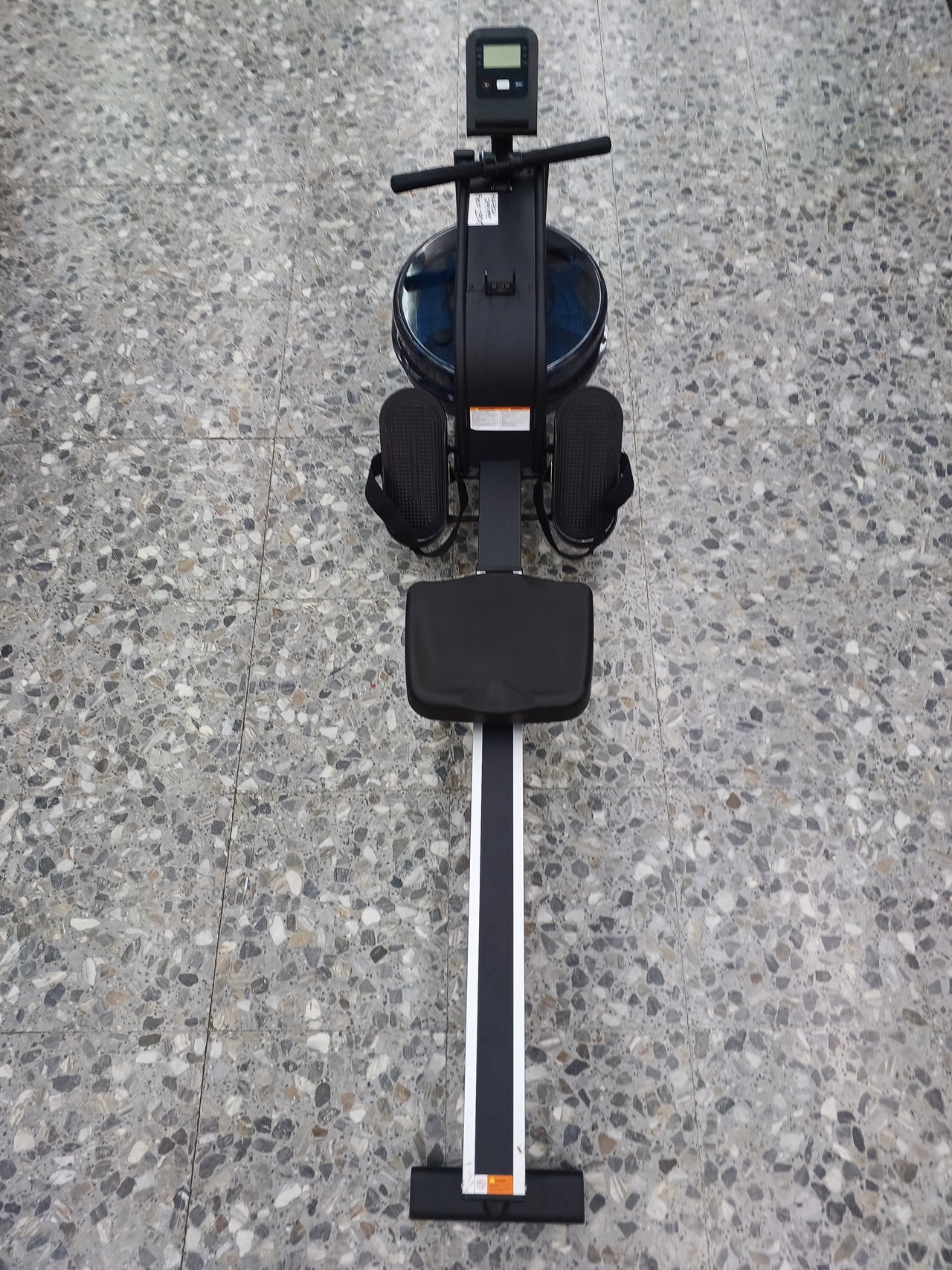 Remo 15 litros, capacidad de carga de 150 kg, para el hogar, máquina de remo con resistencia al agua de conectividad Bluetooth y aplicación, soporte para iPad, asiento ergonómico MERACH