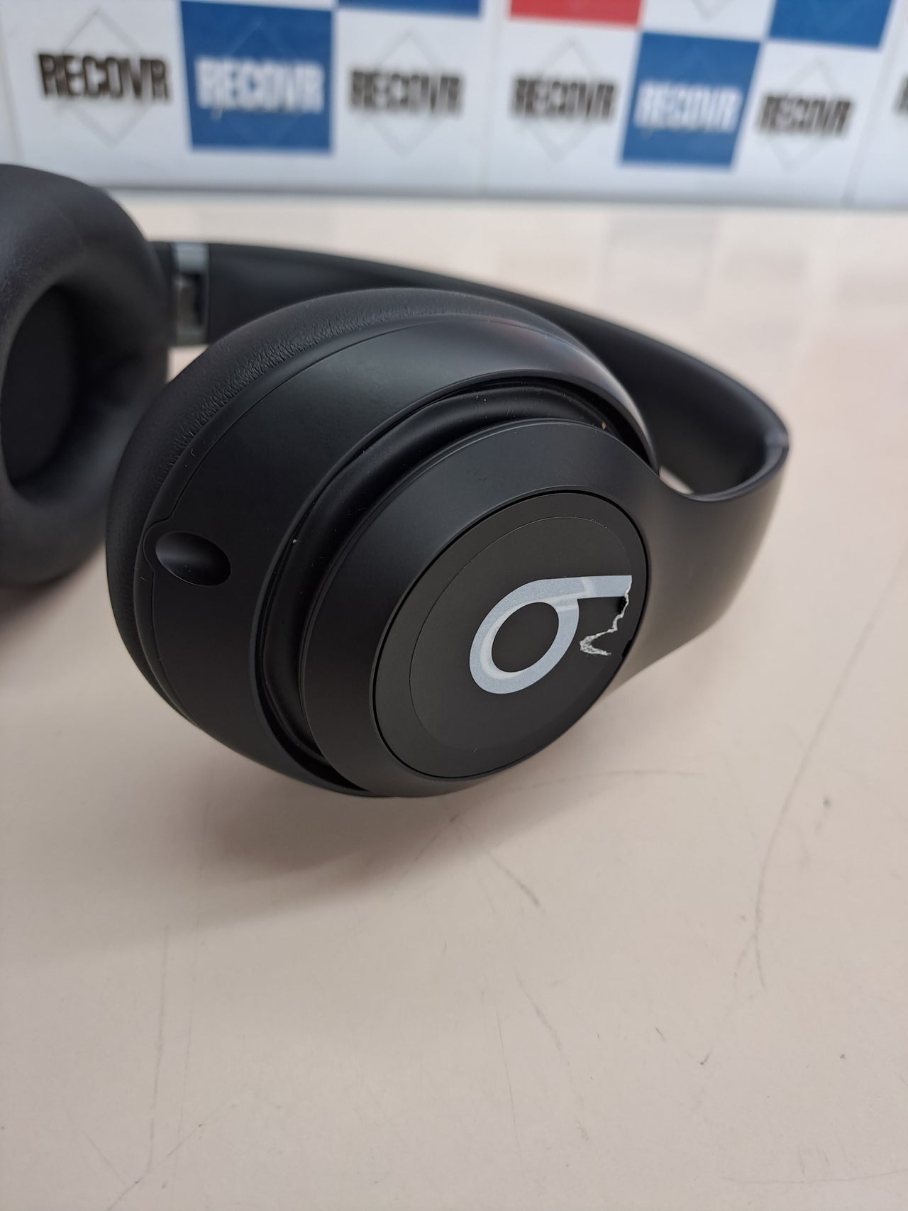 Beats Studio Pro ANC USB-C  negros