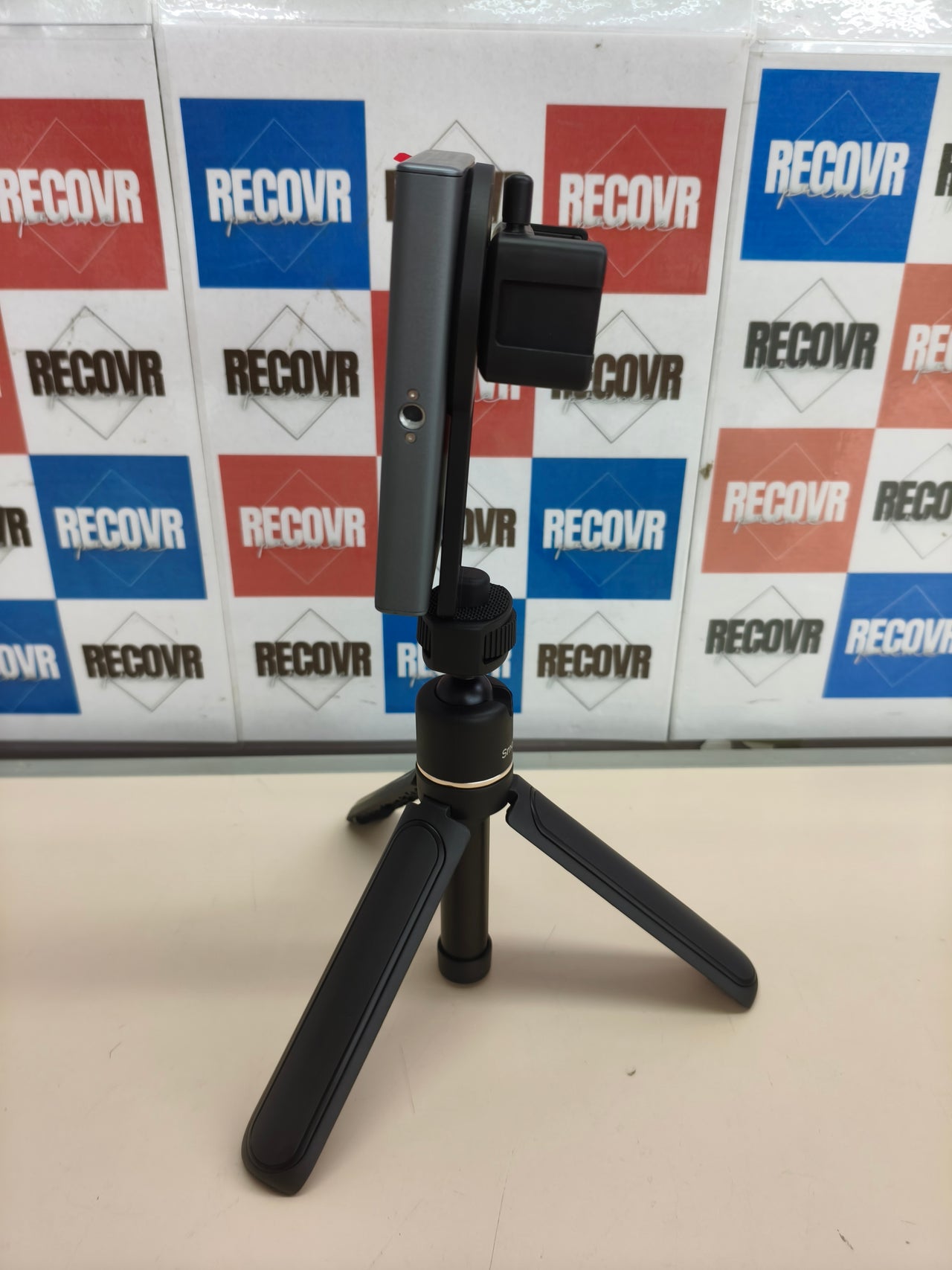SmallRig Trípode Adaptador Pantalla Inalámbrica