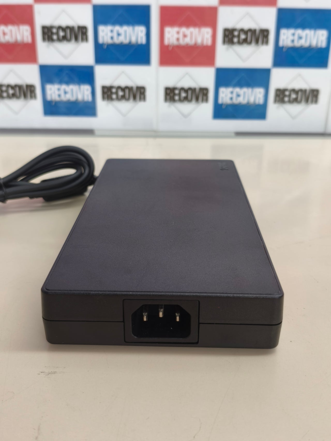 Cargador Lenovo ThinkPad 170W original 4X20E50578