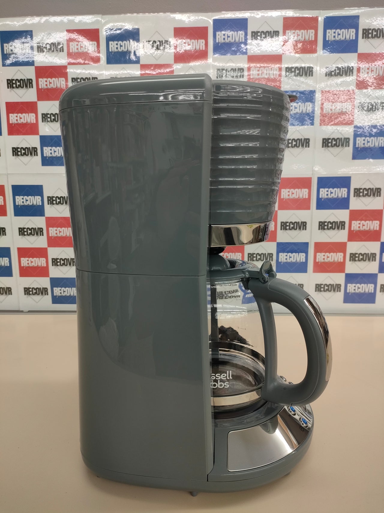 Cafetera 15 Tazas, Jarra Cristal 1,25LRussell Hobbs