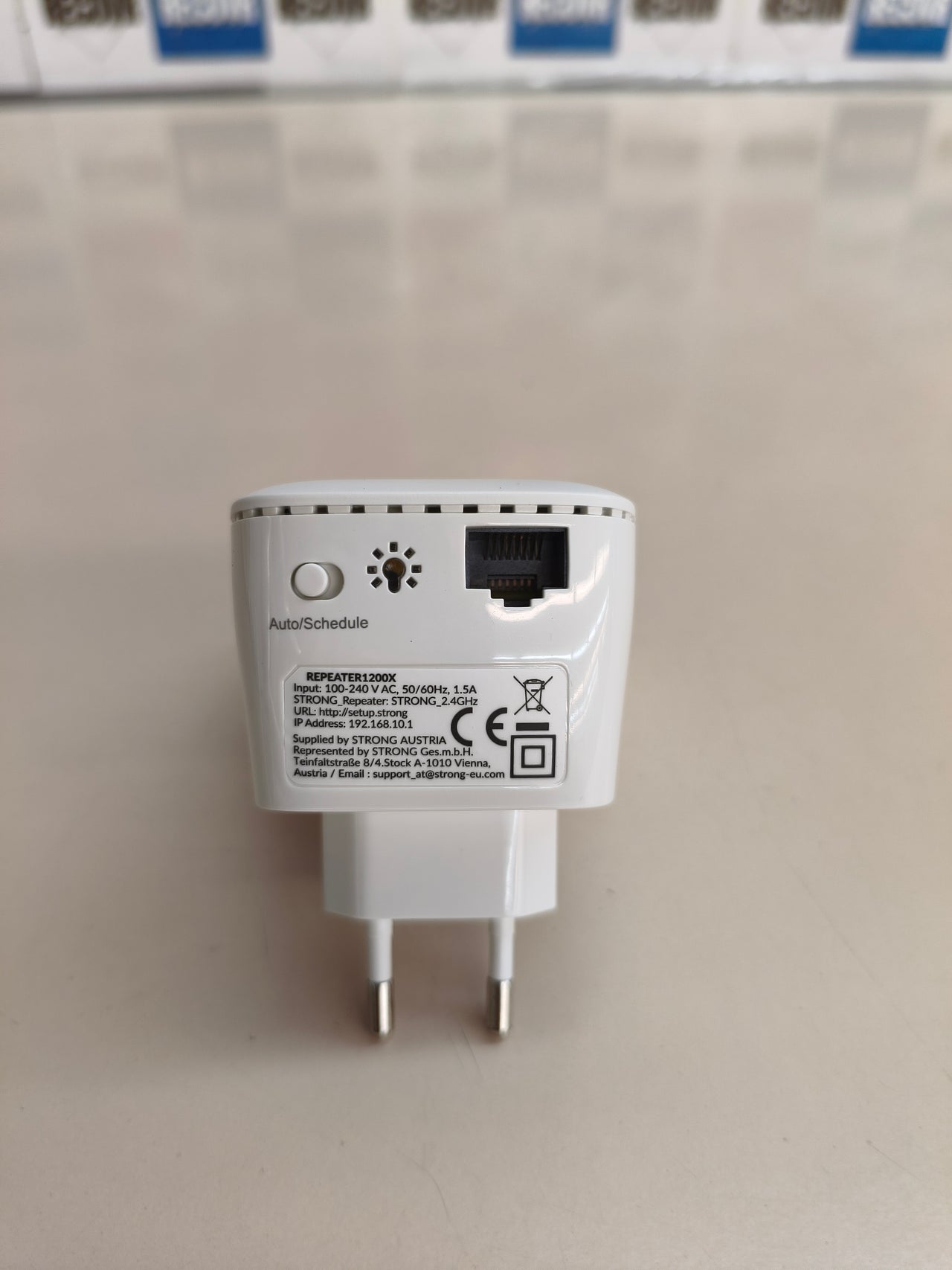 STRONG Repetidor WiFi AC1200, doble banda
