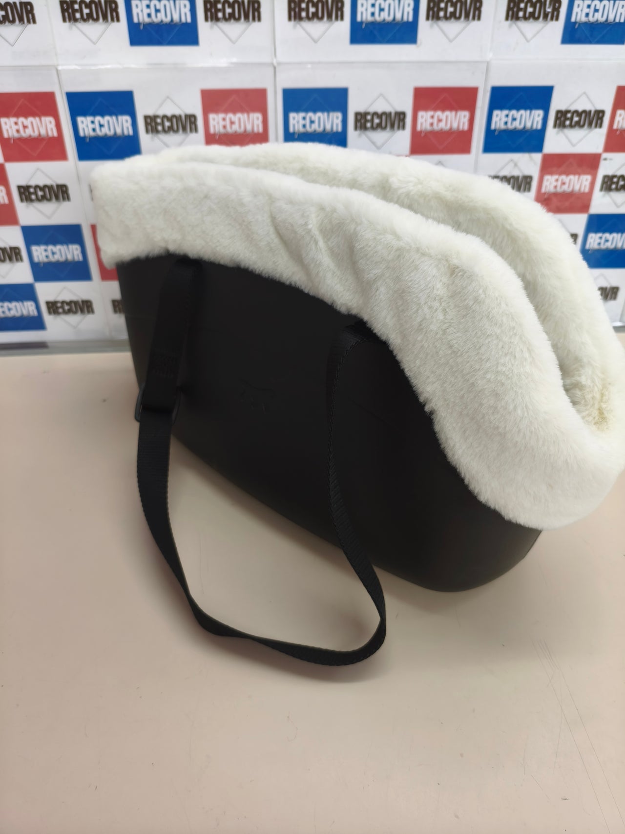 Ferplast Bolso para perros WITH-ME WINTER, EVA, Suave plástico de goma con revestimiento de ecopiel, Asas regulables, Correa de seguridad incluida, 21.5 x 43.5 x h 27 cm, Negro