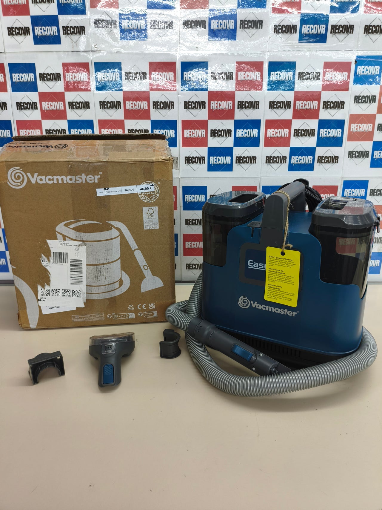 Limpiador de tapicerías y alfombras Vacmaster 500W multisuperficie