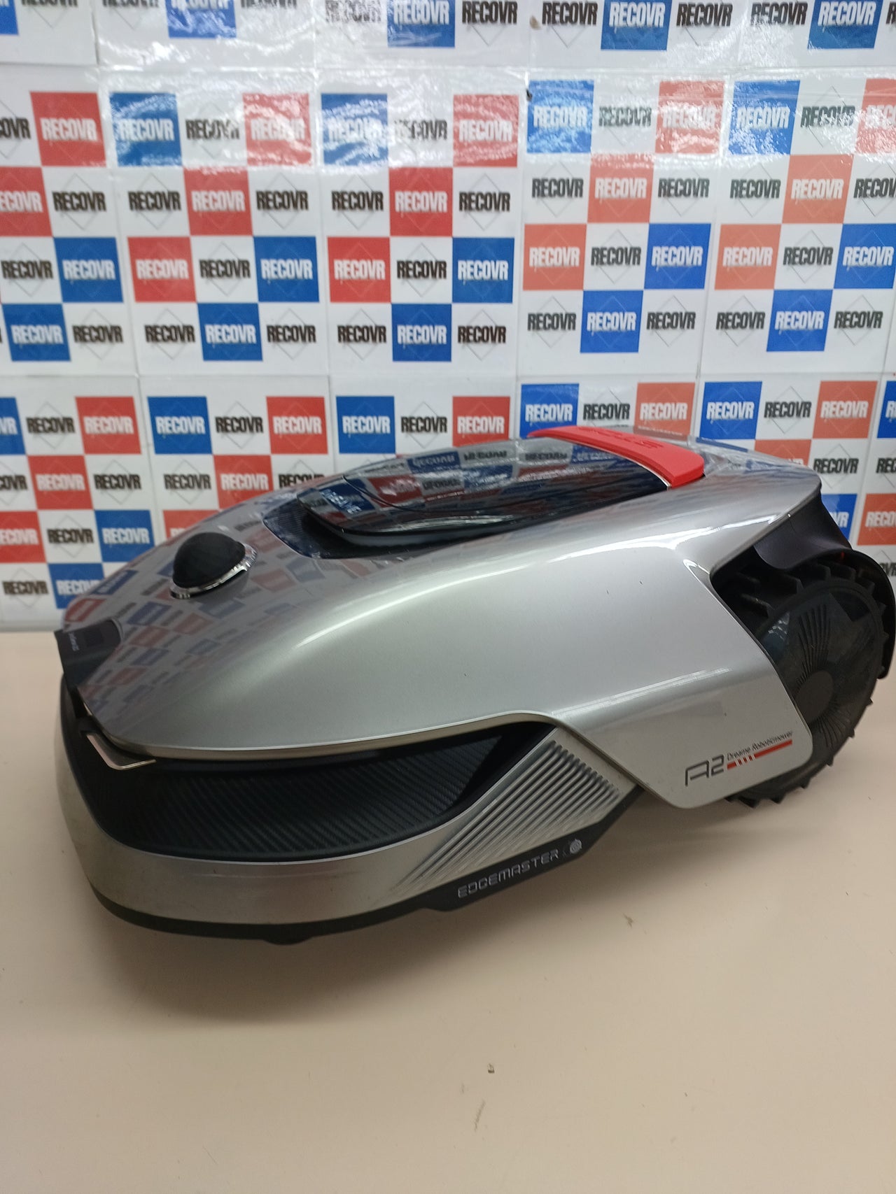 Robot cortacésped con IA y mapeo automático – Dreame