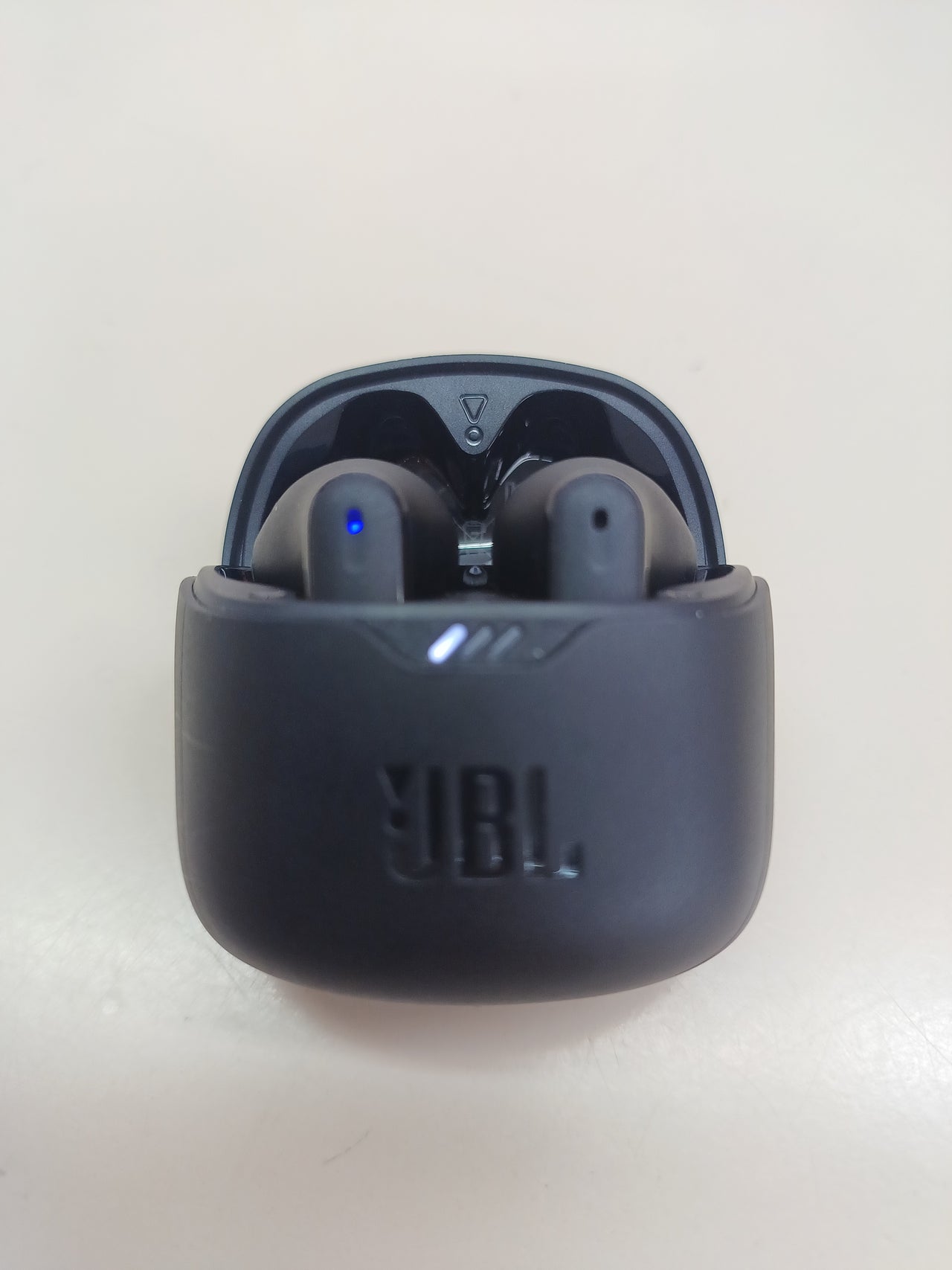 Auriculares inalámbricos JBL cancelación de ruido negros