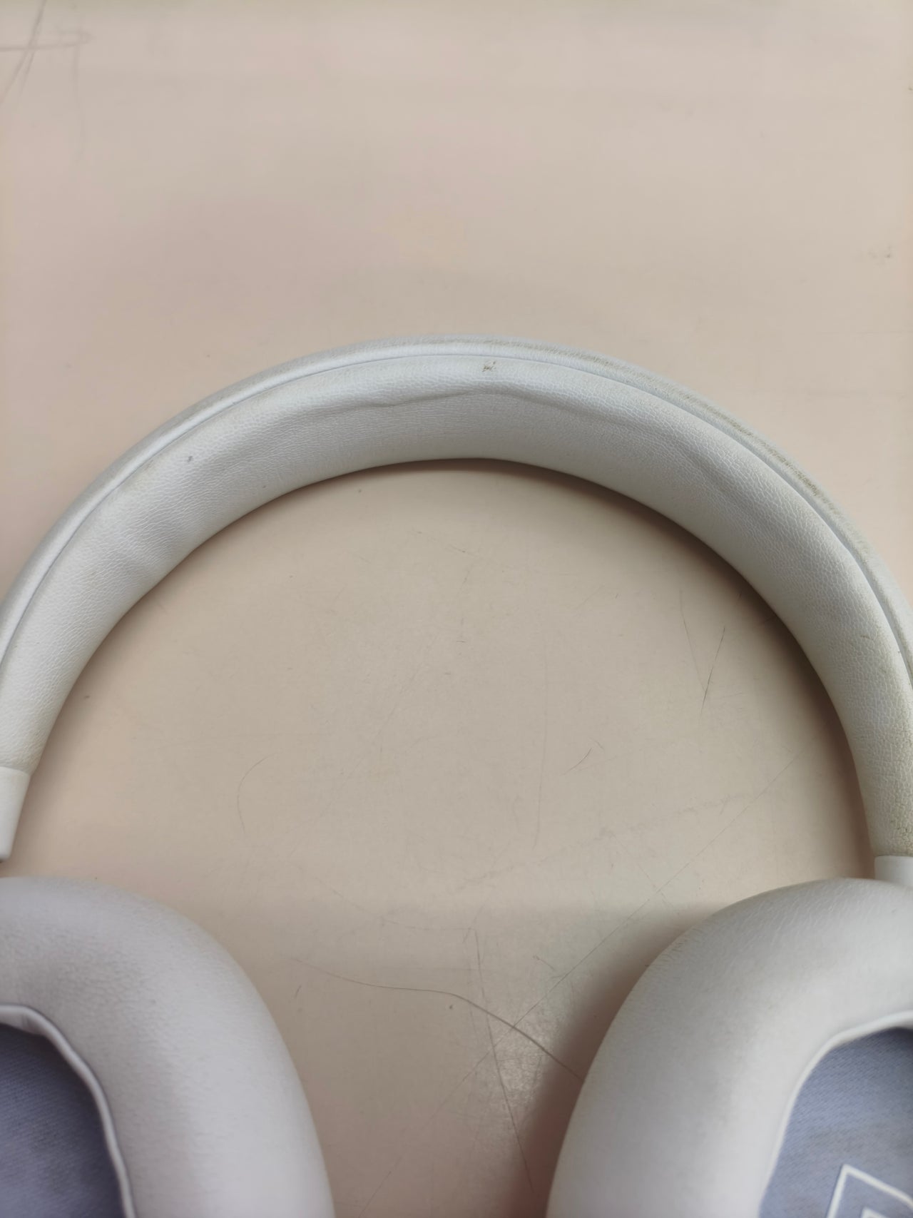 Auriculares Logitech Blancos B735